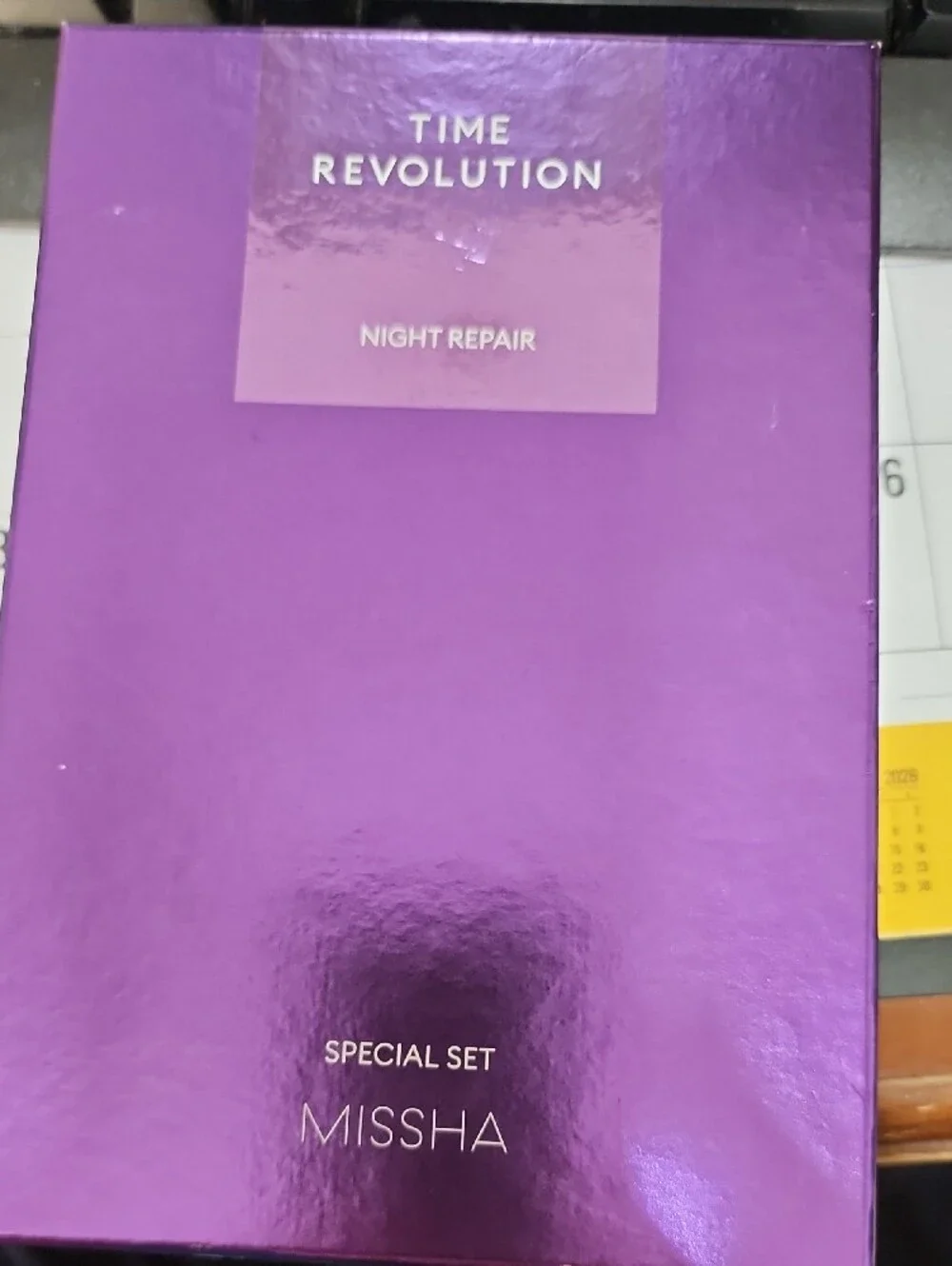 Revolution Time Revolution Night Repair Set in Purple